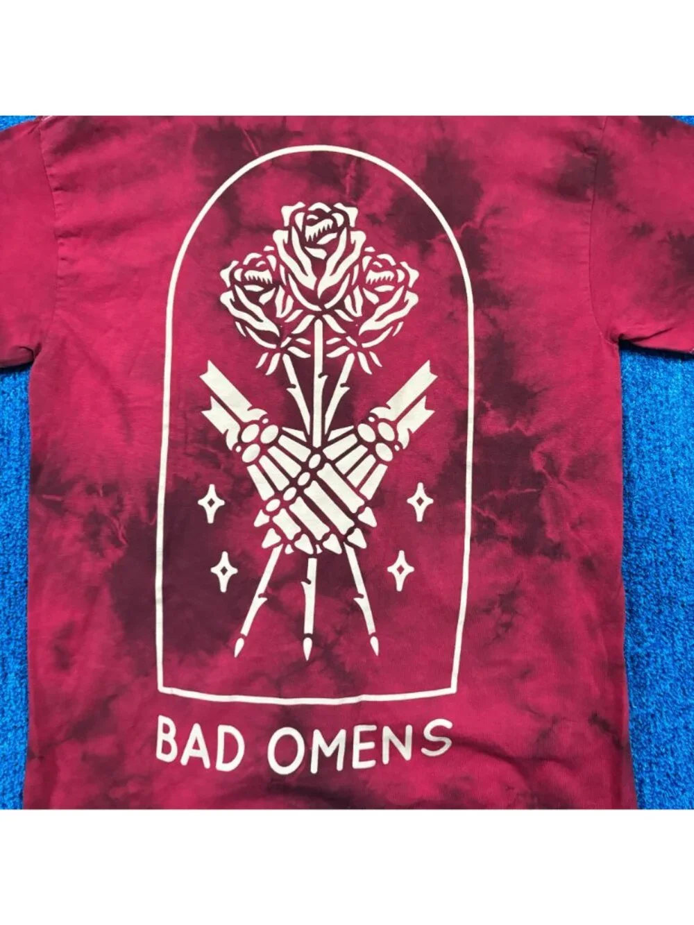 Bad Omens Roses Rock Red Tie-Dye T-Shirt Size Medium - Picture 2 of 4